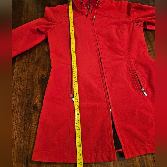 Kristen Blake Red Raincoat - Picture 13 of 13